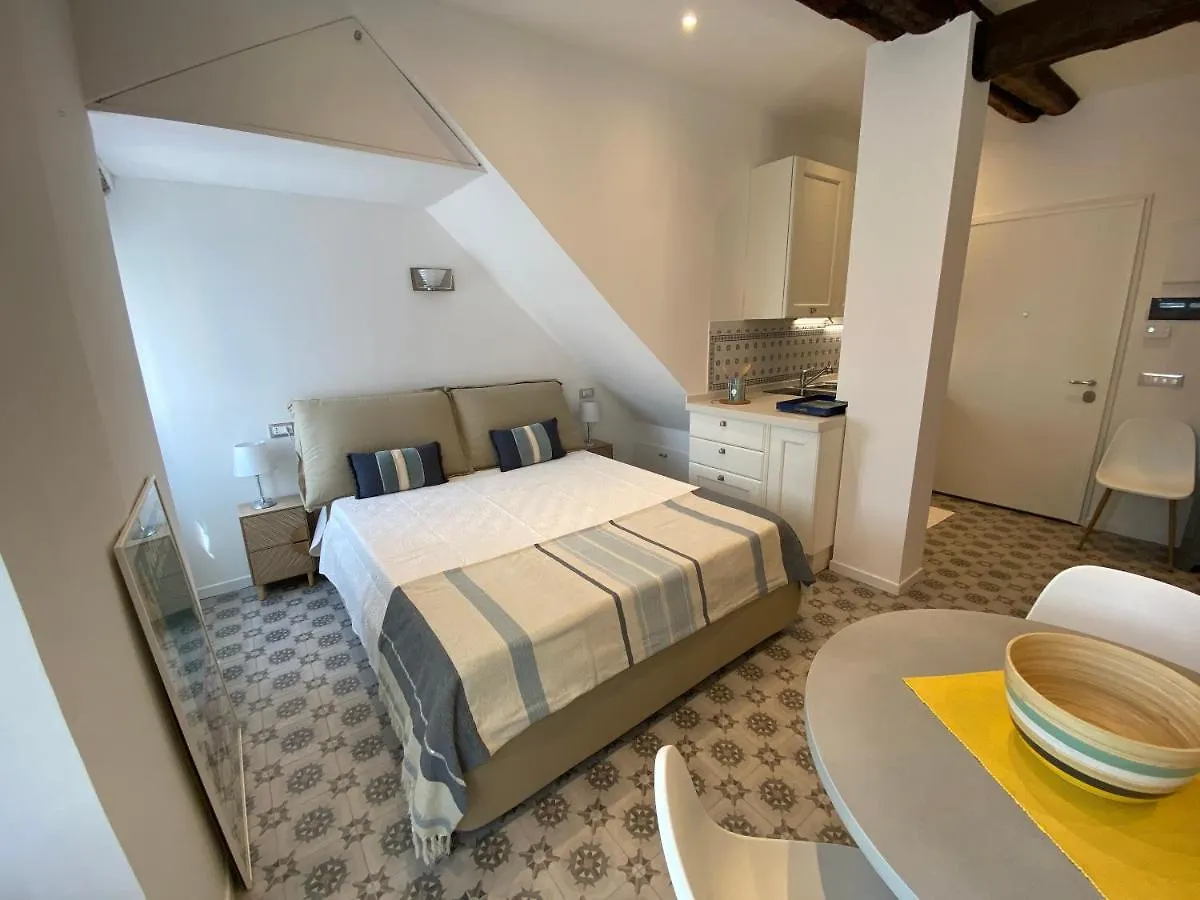 Suite 5 stelle nel Borgo di Celle Ligure Appartamento